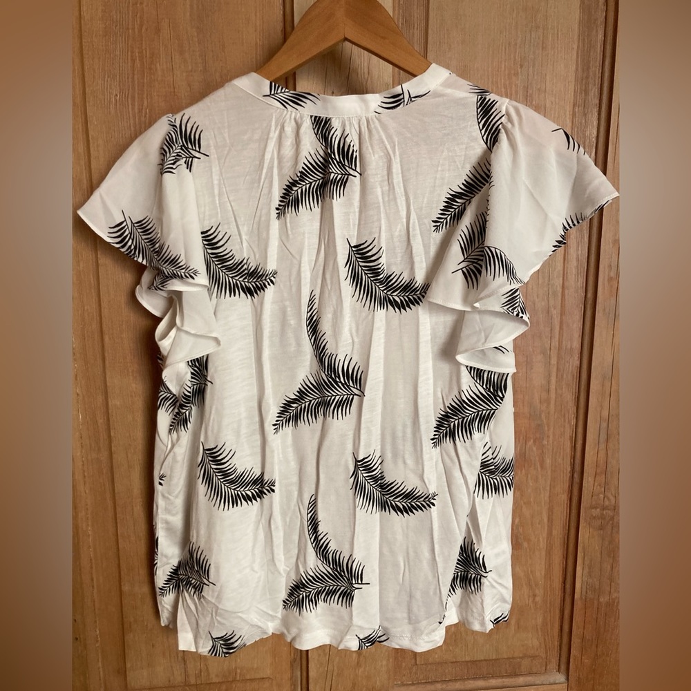 New Loft Blouse - Picture 2 of 3